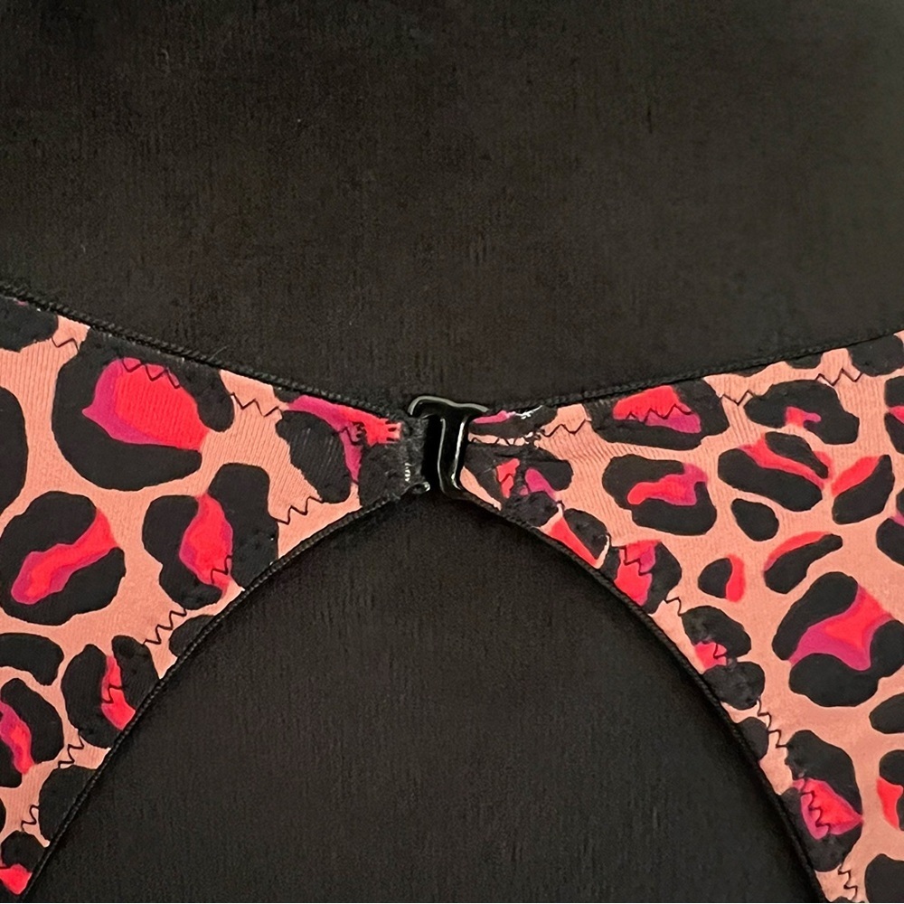 Victoria’s Secret- Sexy Pink Leopard Teddy Body Suit (XS) NWT - Picture 4 of 7
